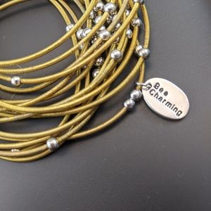 Bee Charming 16-count stretch bracelet